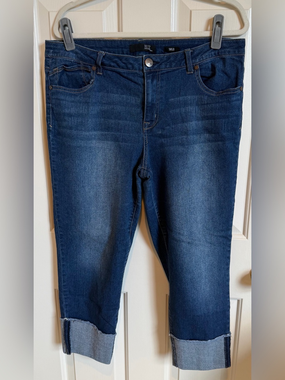 1822 Denim Stretch Taylor Cropped Style. Darker Wash Size 16 - Picture 3 of 6